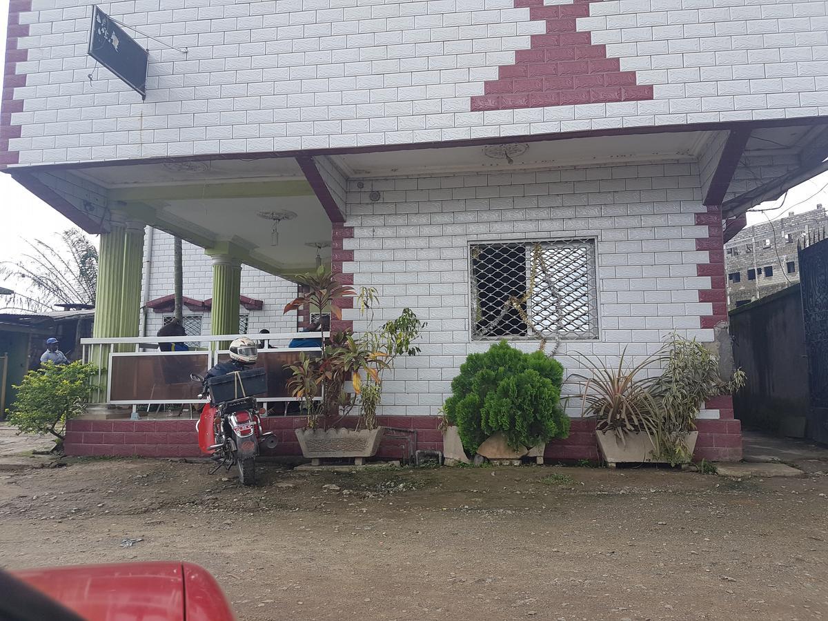 Hotel Kdv Bonabéri 外观 照片