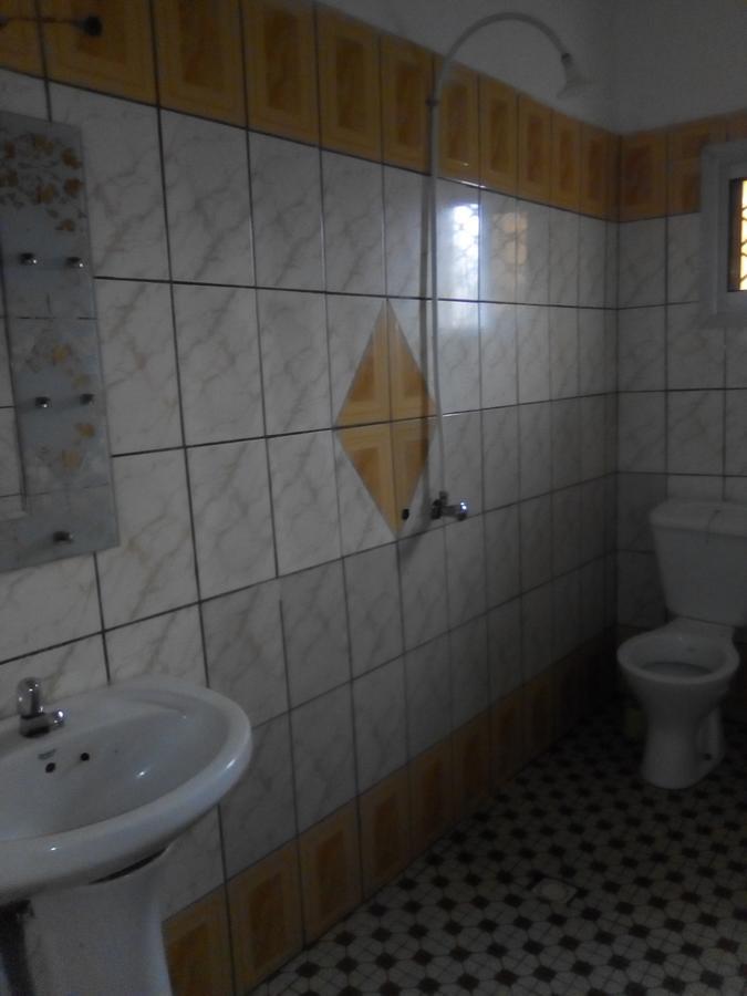 Hotel Kdv Bonabéri 外观 照片